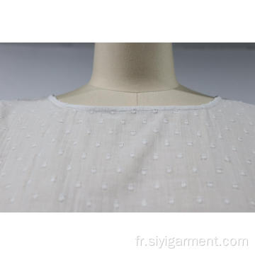 Blouse blanche à manches longues avec taille rentrée